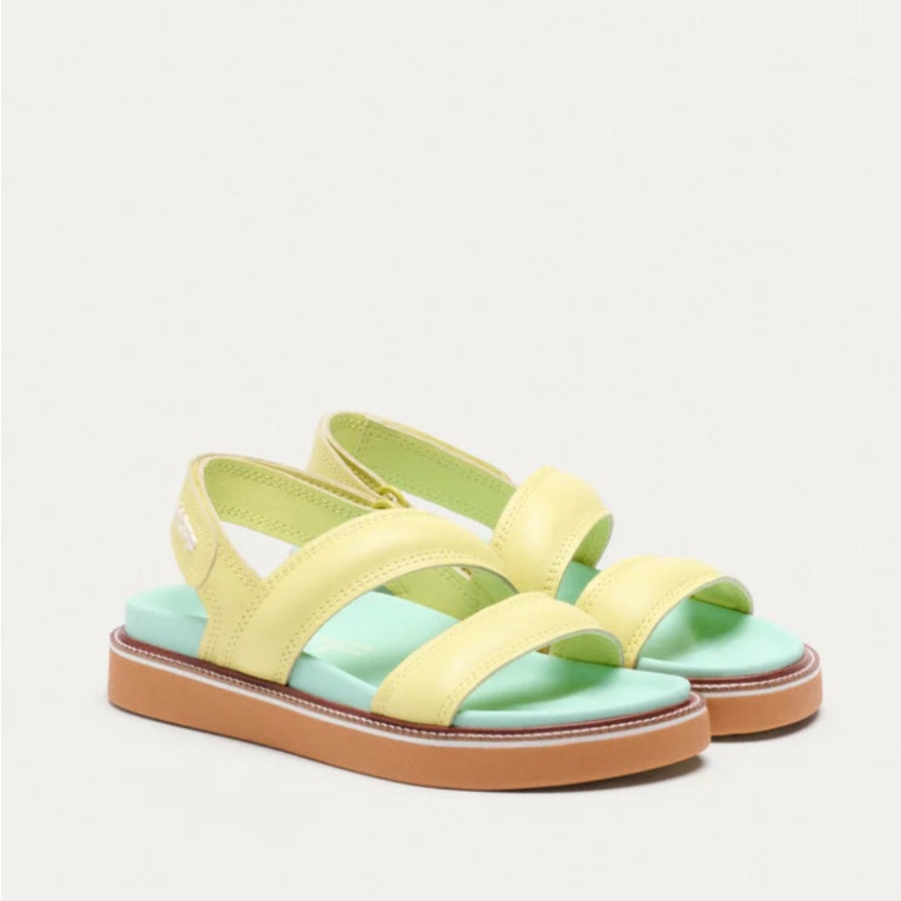 HOFF sandals. Road lime. Size 8.5 (EU 40)